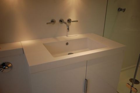 Quadro Basin, with Coved Internal Corners