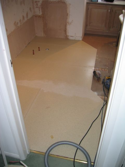 installation of wet room floor