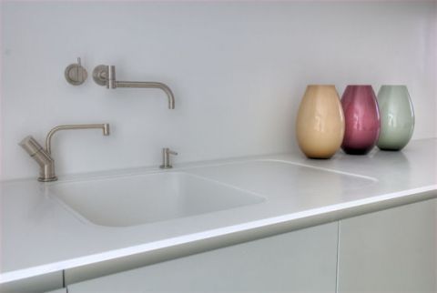 New HI-MACS sink with recessed flush drainer